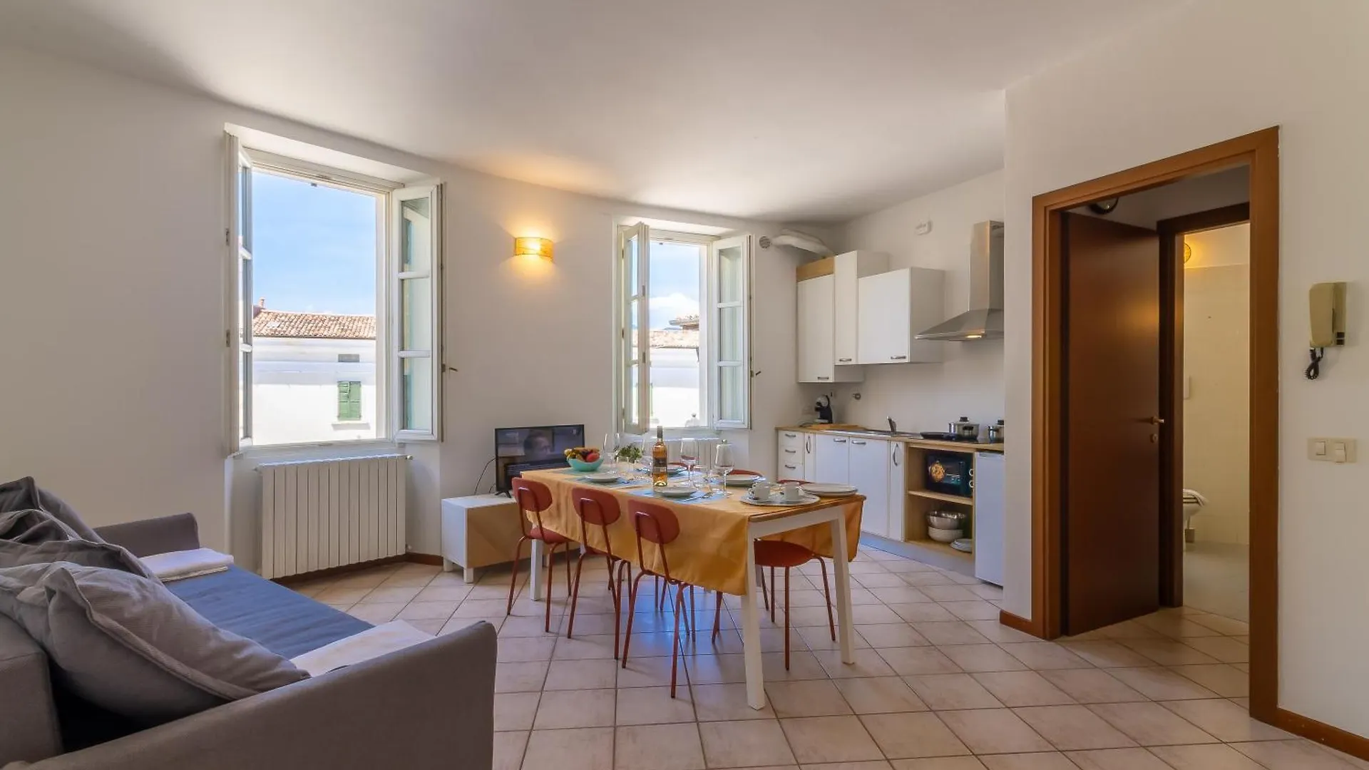 Lauri House Lakeview & Shared Pool - Happy Rentals San Felice del Benaco 0*,
